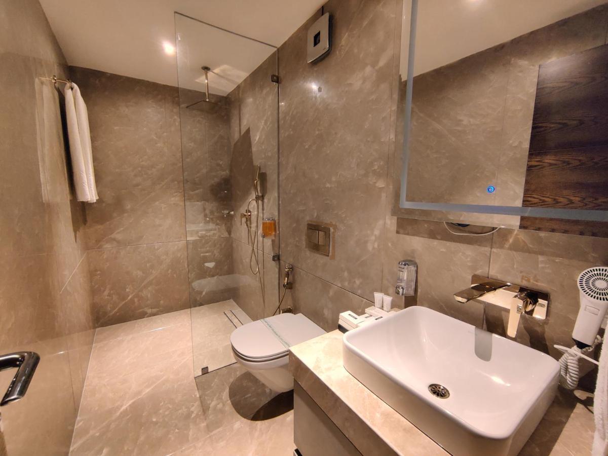 Leela Resort, The Exotic Boutique Hotel - Pure Veg Mahābaleshwar Екстериор снимка