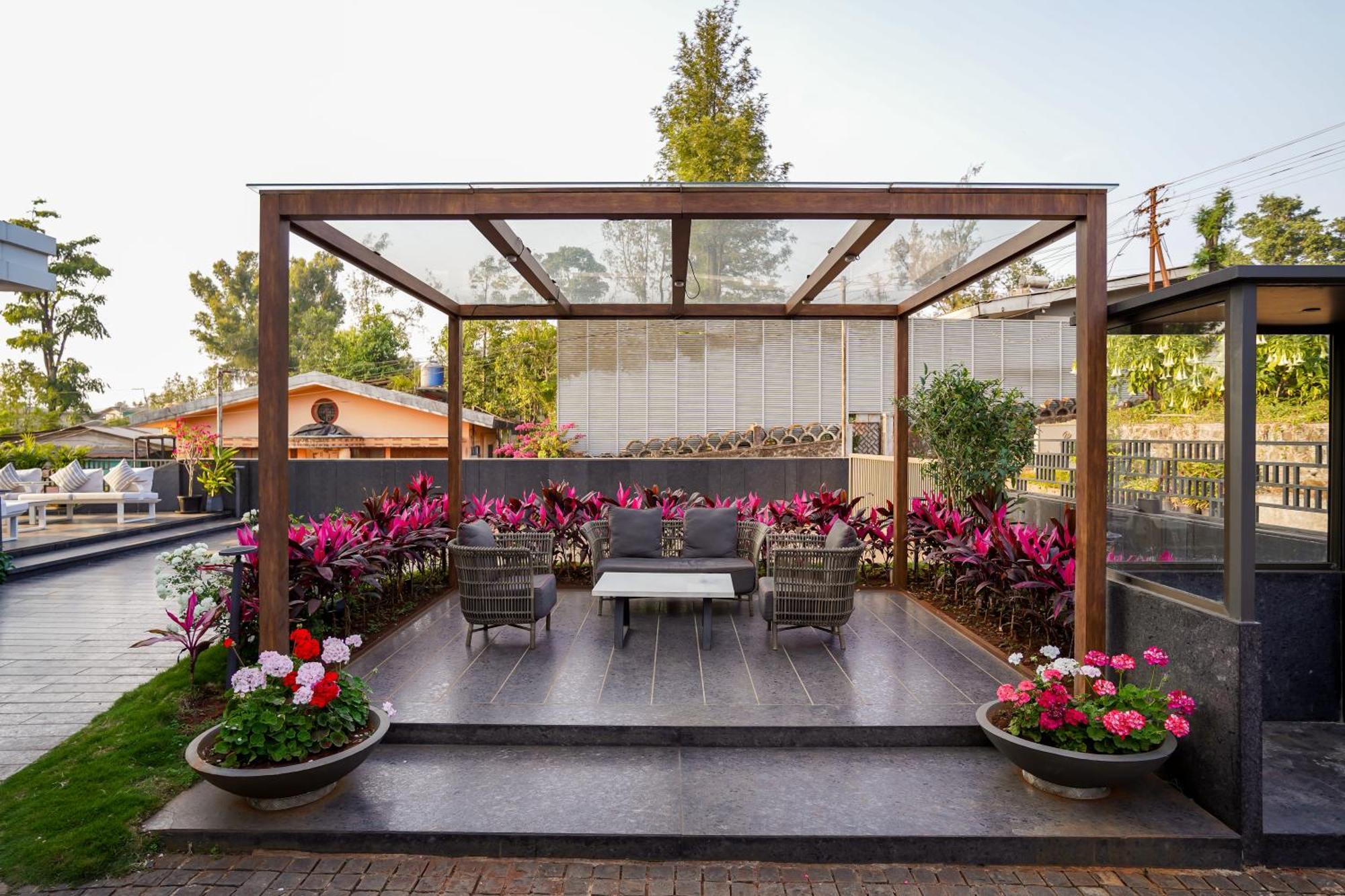 Leela Resort, The Exotic Boutique Hotel - Pure Veg Mahābaleshwar Екстериор снимка
