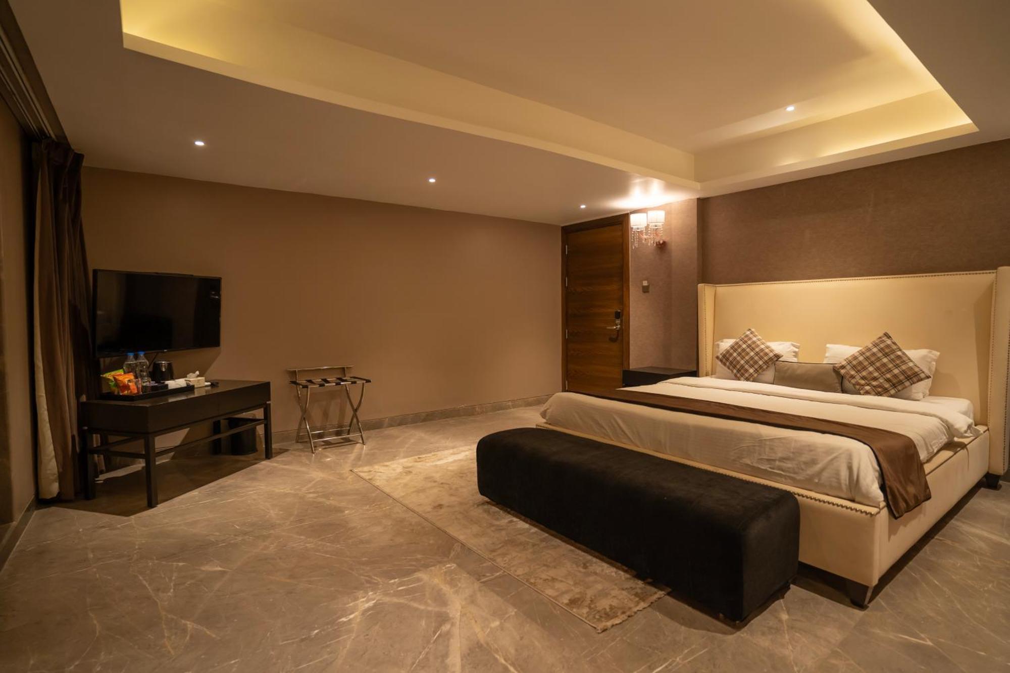Leela Resort, The Exotic Boutique Hotel - Pure Veg Mahābaleshwar Екстериор снимка